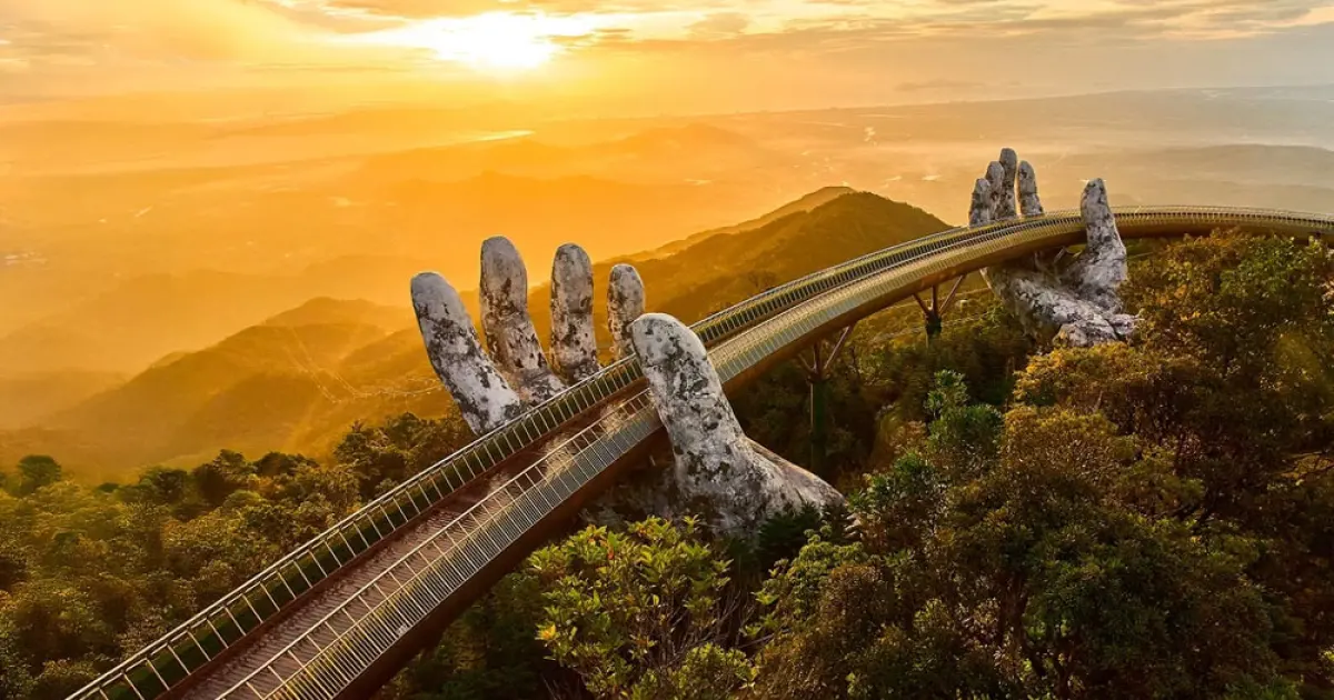 Ba Na Hills to Hoi An with Luggage
